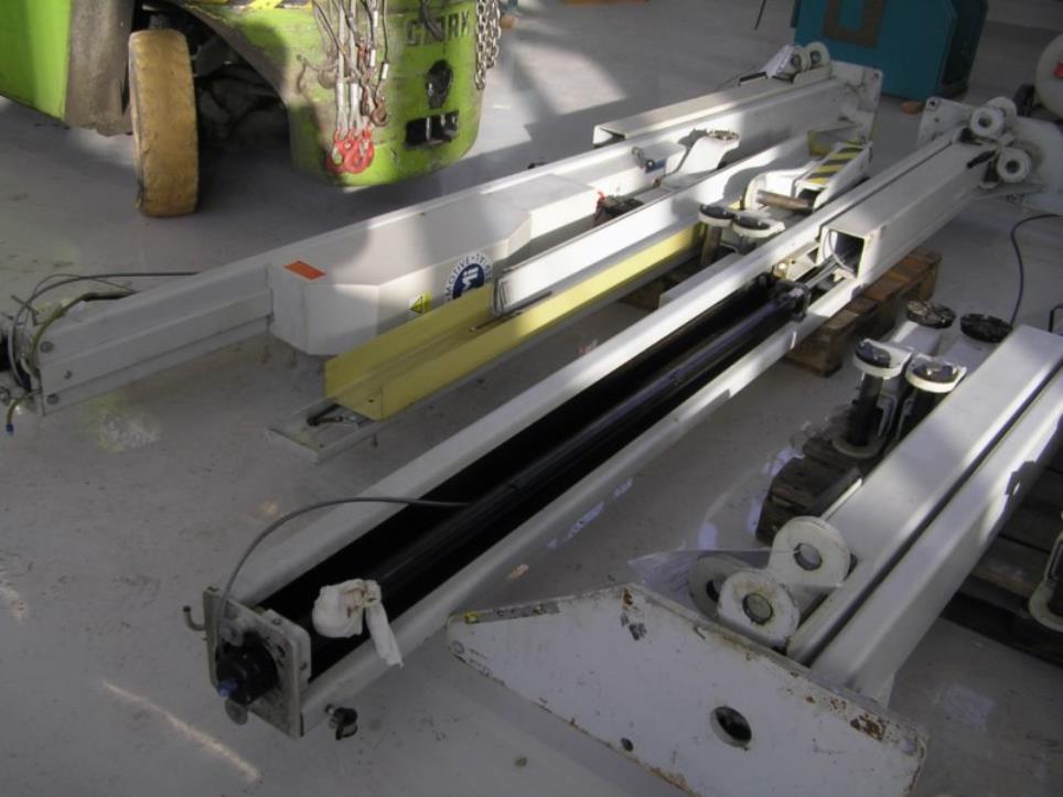 Robôs industriais-8